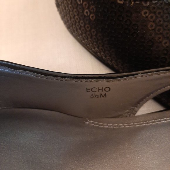 New Ellen Tracy Sequined Evening Heels - Picture 6 of 7